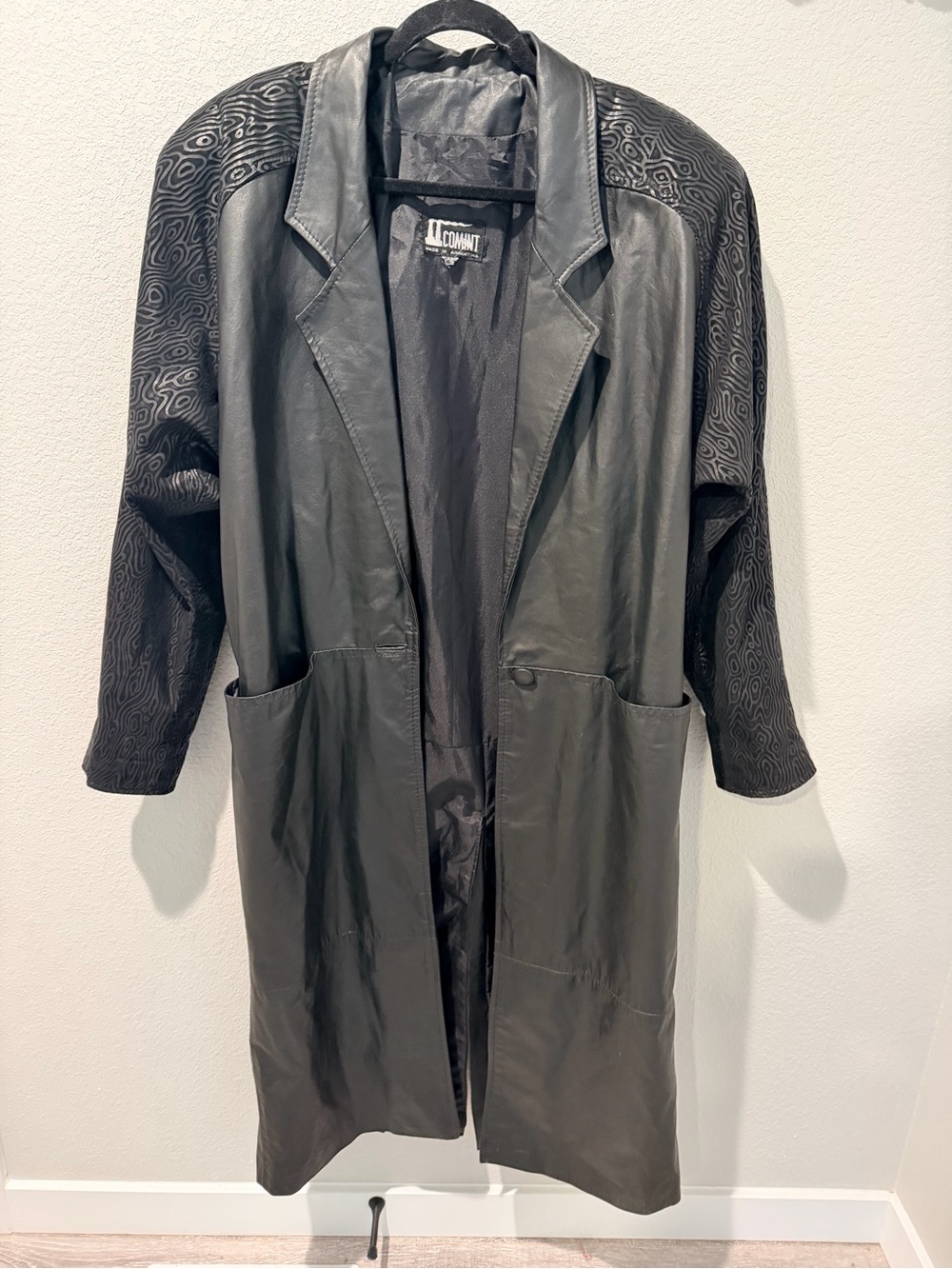 Comint Black Genuine Leather Trench Coat with Patterned Sleeve Detail